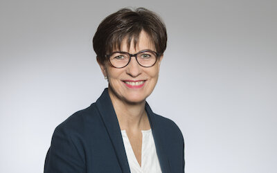 Ruth Peter
